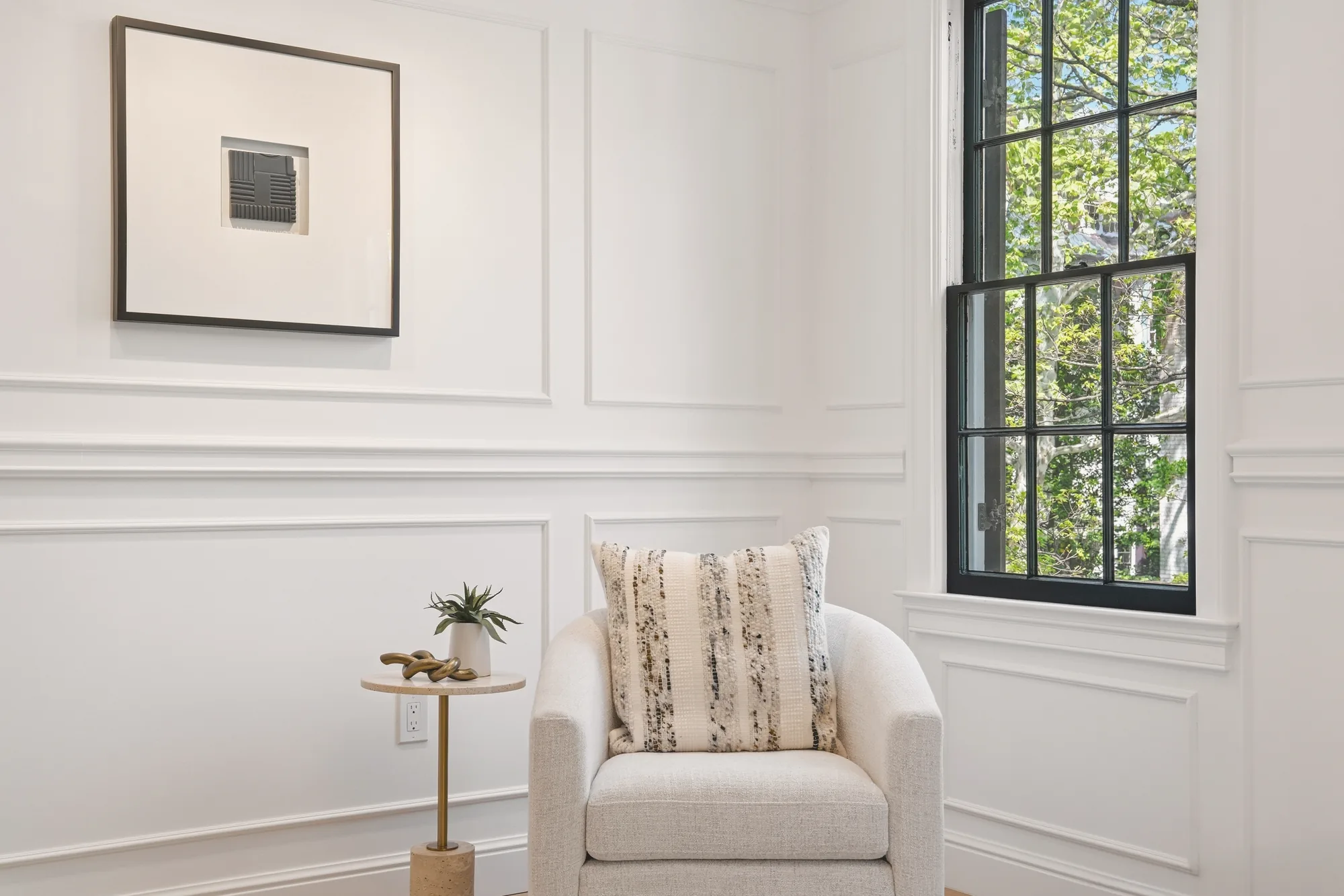 Bedroom sitting corner · Casa Ulivo