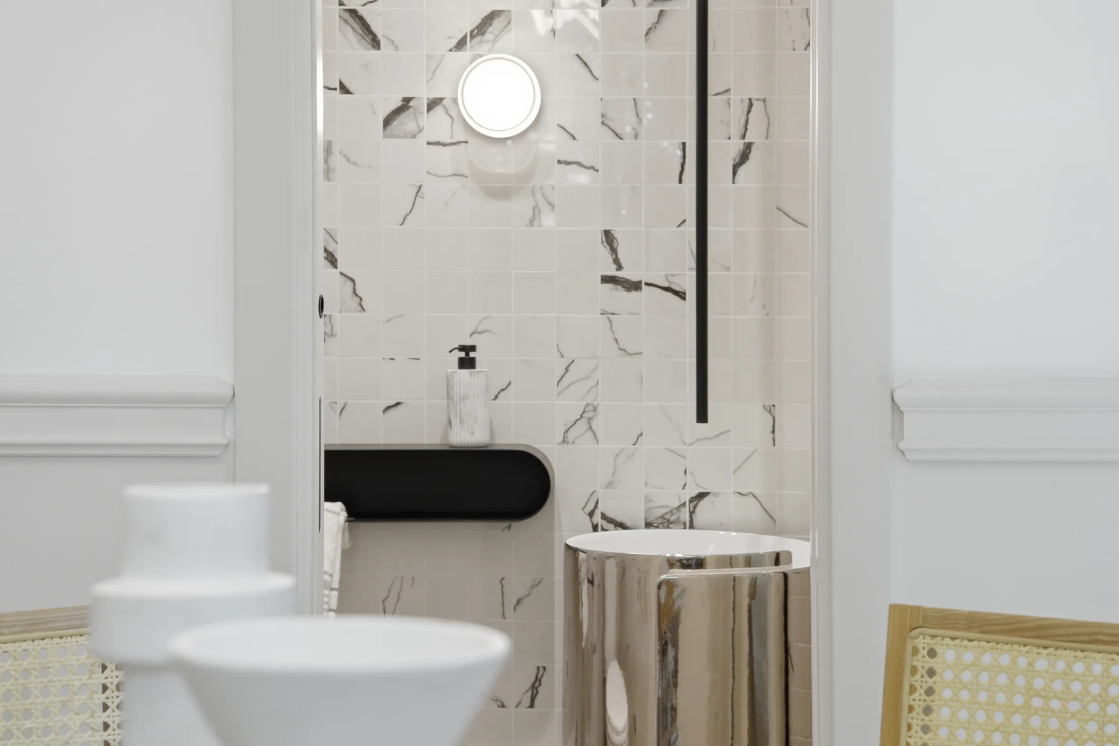 Platinum Flaminia sink and ceiling spout in the Casa Ulivo powder room